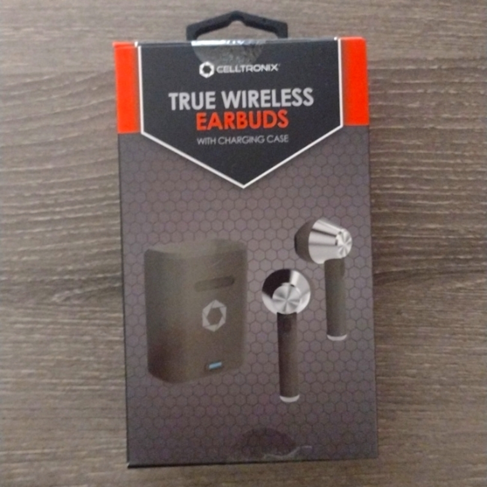 Earbuds wireless